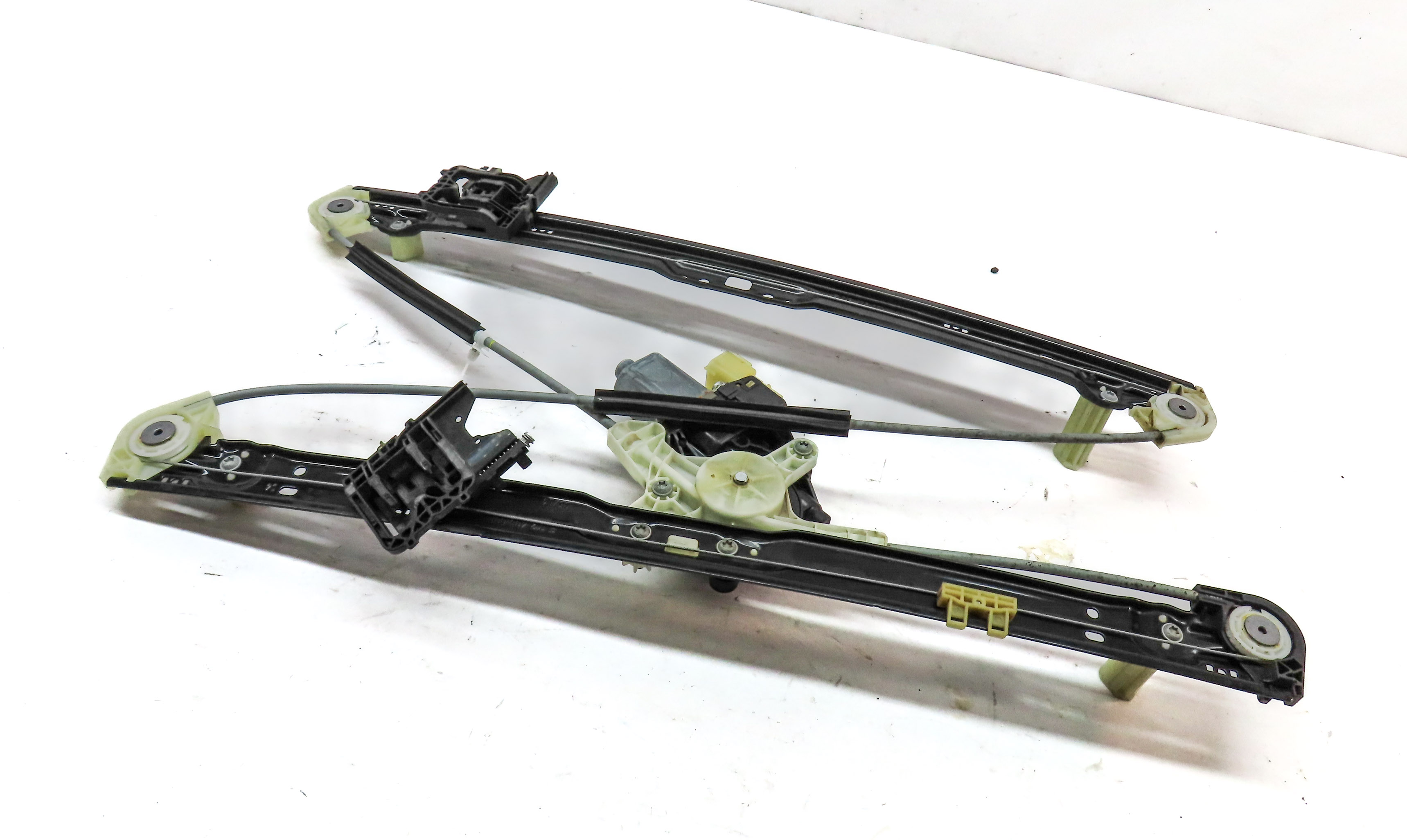 2014-2020 RANGE ROVER SPORT (L494) REAR LEFT DOOR WINDOW REGULATOR w/MOTOR — exact item pictured